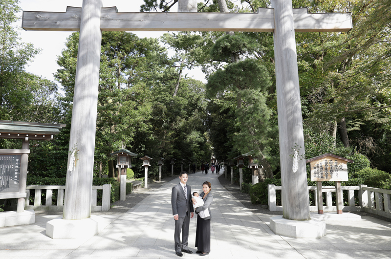 寒川神社の撮影スポット 神池橋、三の鳥居