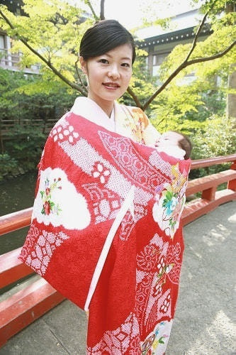 鶴岡八幡宮撮影スポット 赤い橋と絵馬