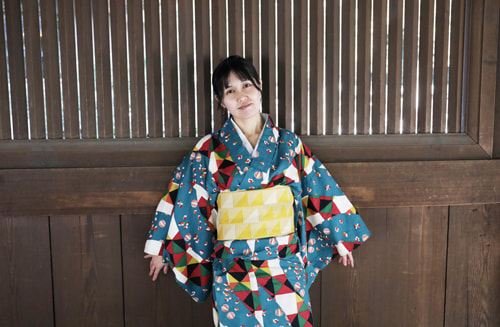 明治神宮撮影スポット 屋根の下(灯籠)